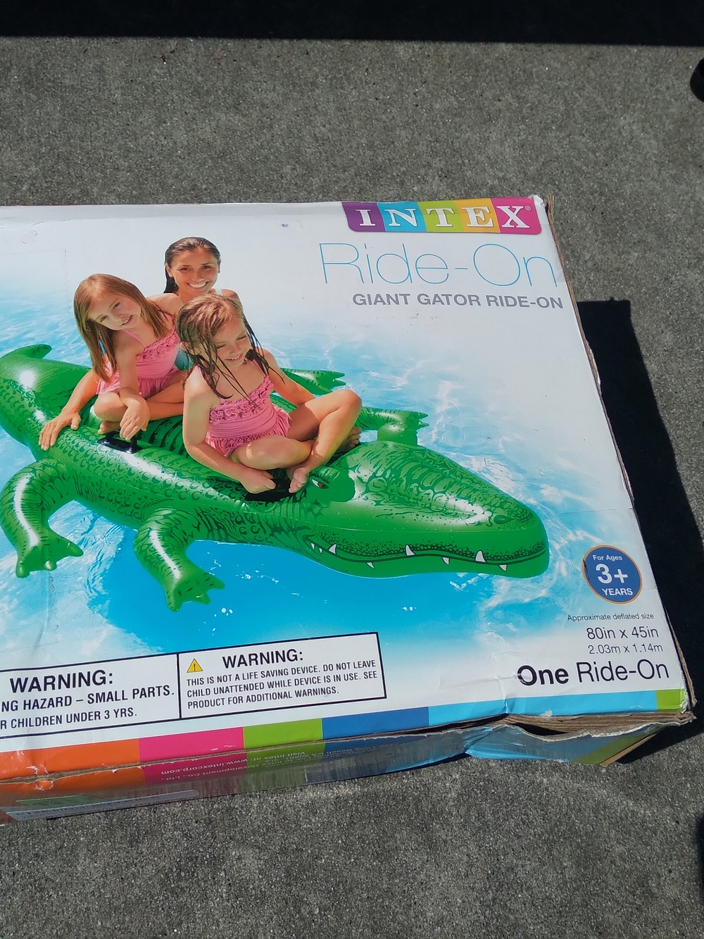 Intex Green Giant Gator Ride-On Float - Picture 2 of 2